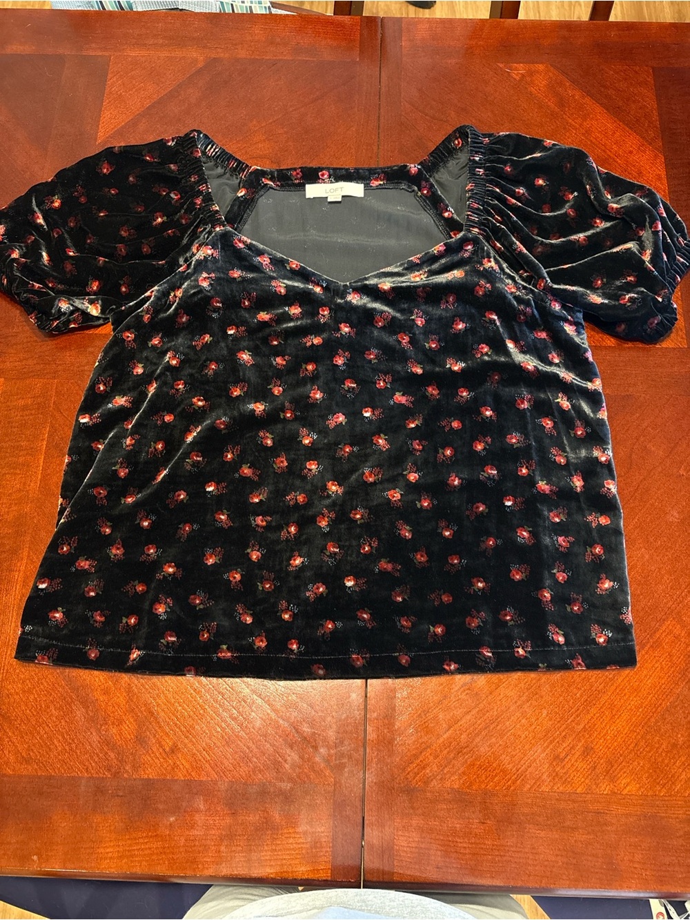 LOFT Black Velvet V‑Neck Puff Sleeve Top with Red Floral Dot